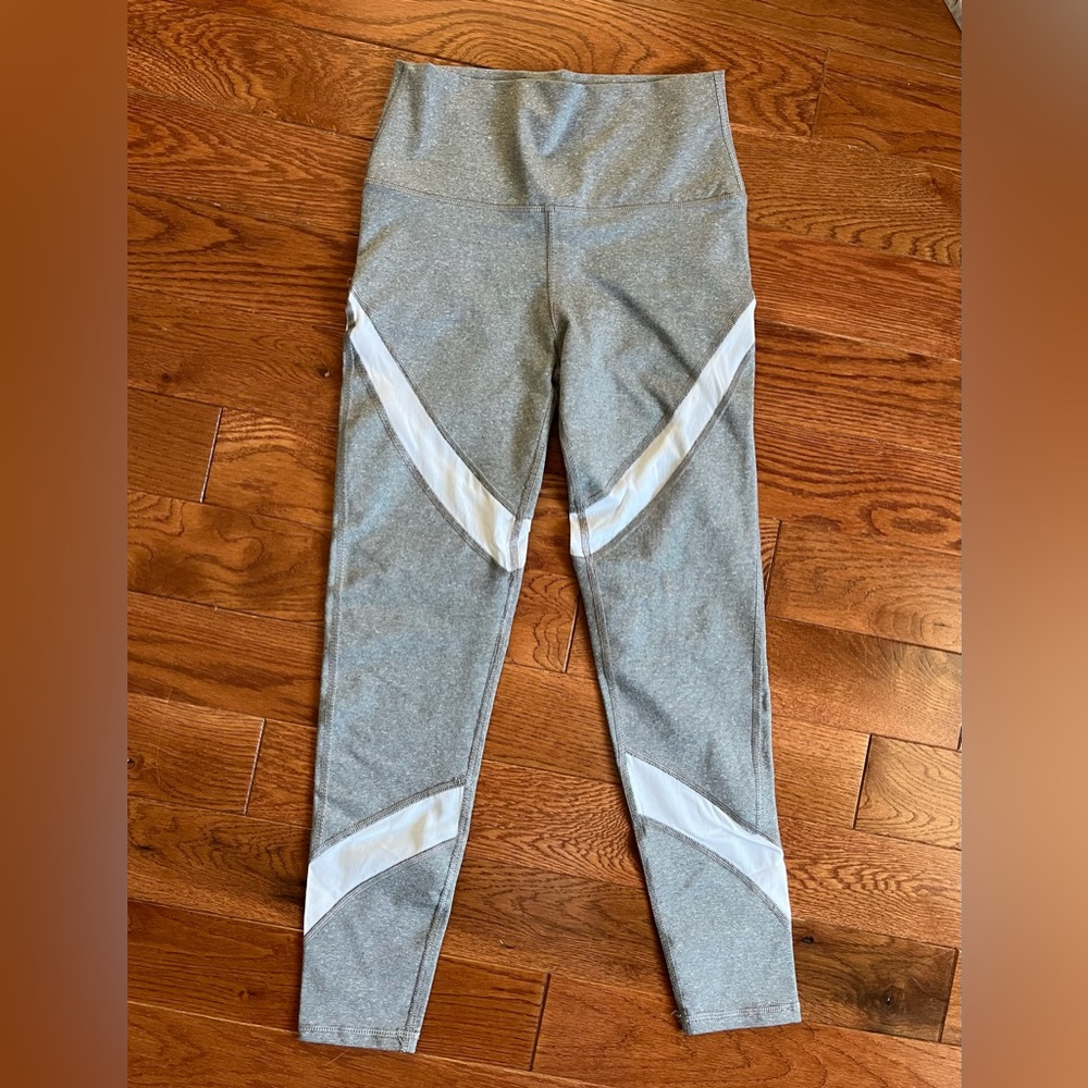 Aerie Move leggings. Worn once.